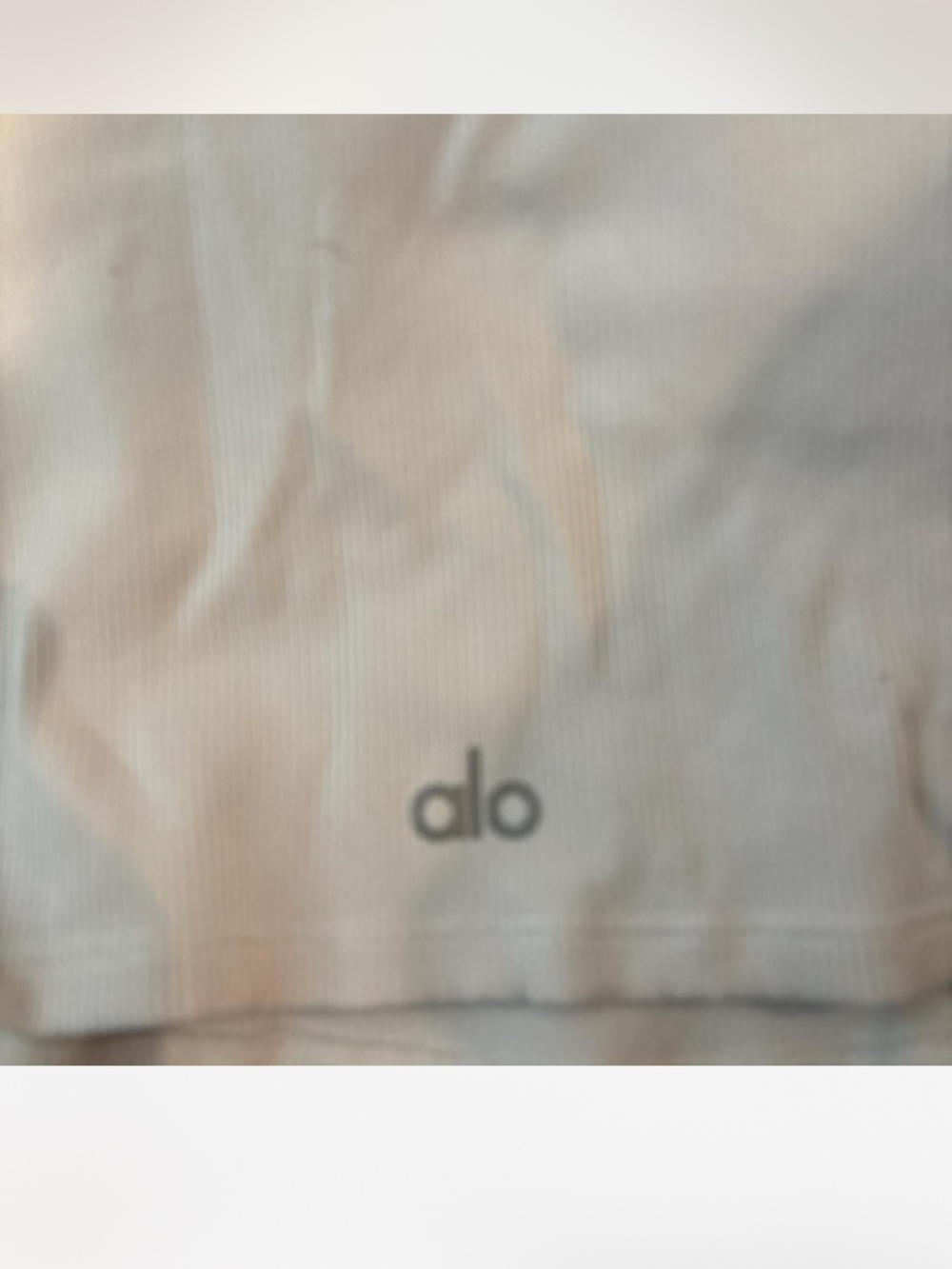 Alo yoga top - Picture 2 of 3